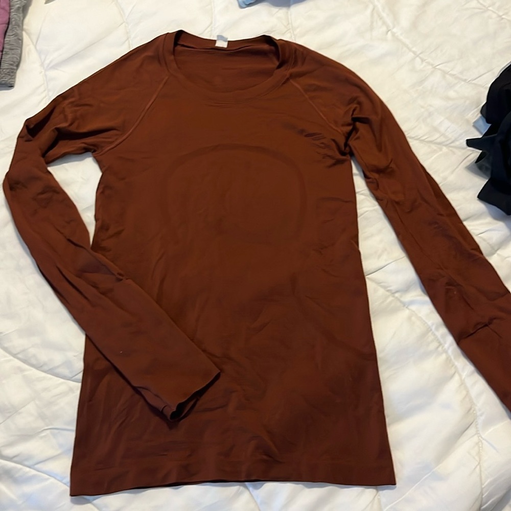 Swiftly Tech Long-Sleeve Shirt